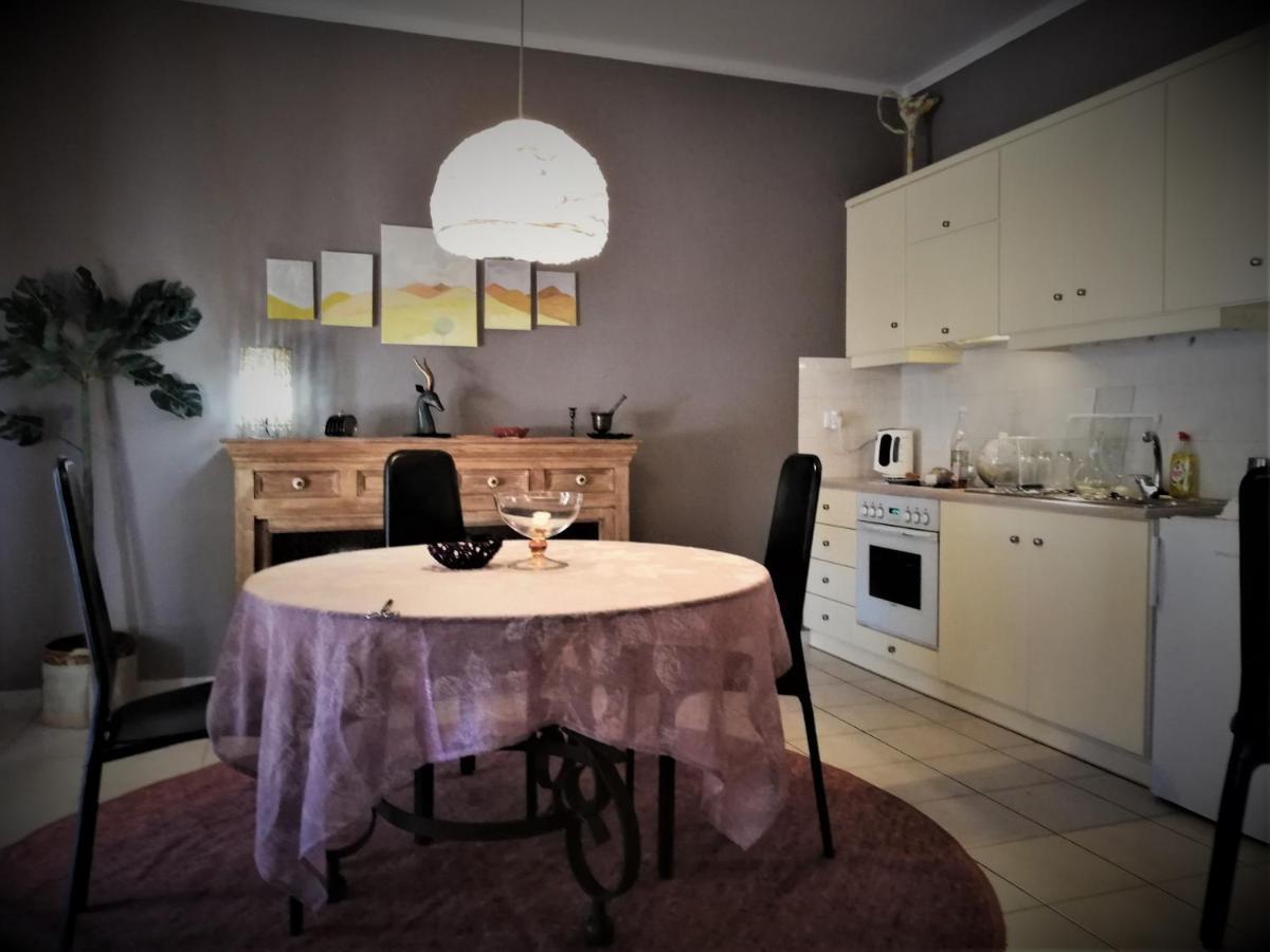 Angelos Sweet Home & 2 Bathrooms ナフプリオ エクステリア 写真